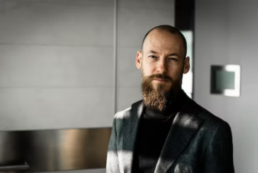 speakers 1 speakers 1